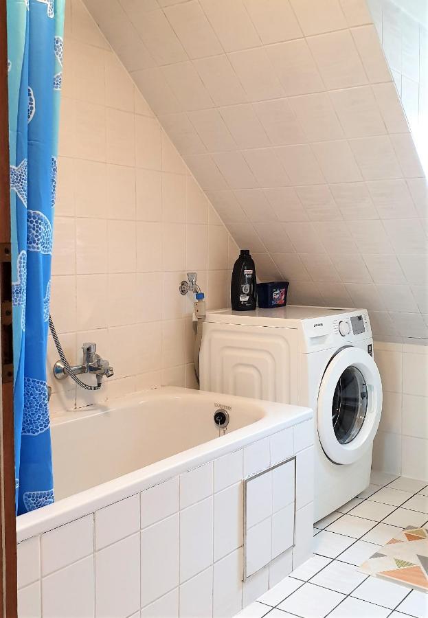 Apartment Bayreuth, Grosse Ferienwohnung Im Haus Mit Kunst, 3 Schlafzimmer, Kueche, Parkplatz Ngoại thất bức ảnh