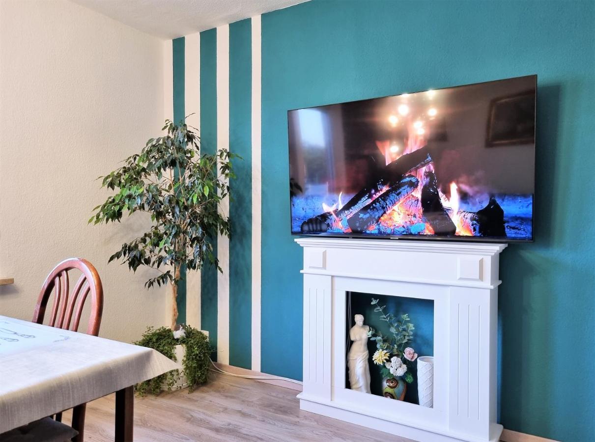 Apartment Bayreuth, Grosse Ferienwohnung Im Haus Mit Kunst, 3 Schlafzimmer, Kueche, Parkplatz Ngoại thất bức ảnh